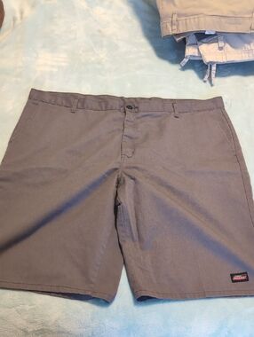 Dickies Men's Flat Front Gray Work Shorts